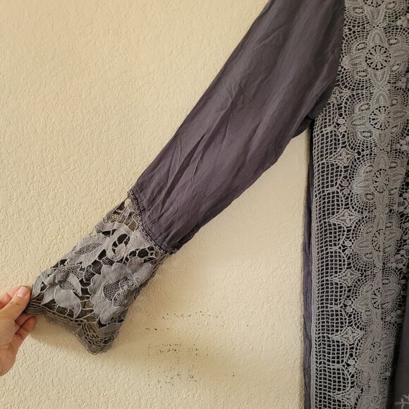 Johnny Was Rayon Pewter Embroidered Lace Eyelet Kimono Boho Tunic Top Sz Small - Picture 5 of 8